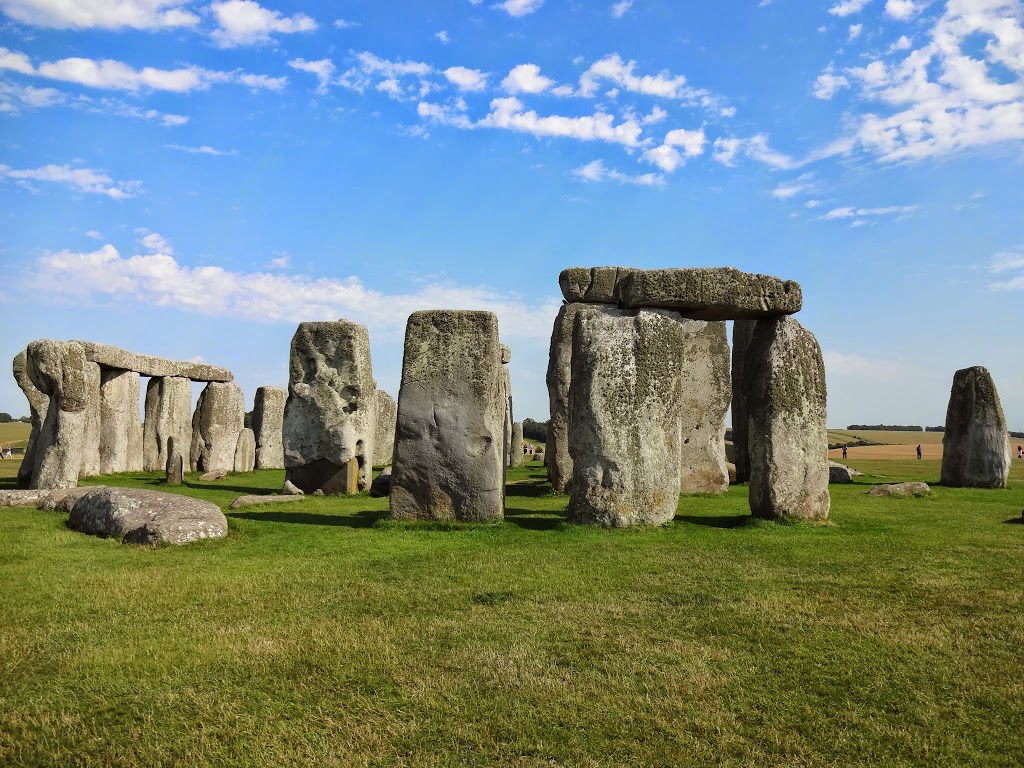 Exciting England – Bath and Stonehenge