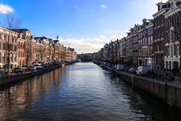 amsterdam-922263_1920