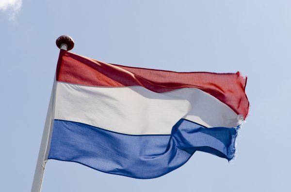 dutch-flag-889734_1920