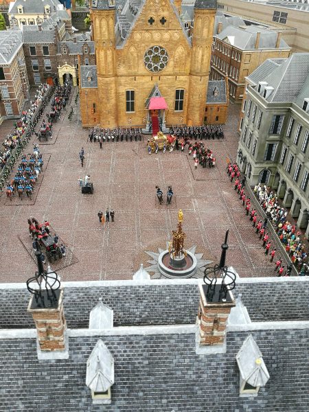 How to see the whole of Holland in one day at Madurodam! Find out all about this amazing attraction in the Hague right here. #netherlands #holland #madurodam