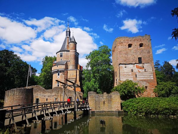 Everything you need to know to visit fairytale castle Duurstede in the Netherlands!