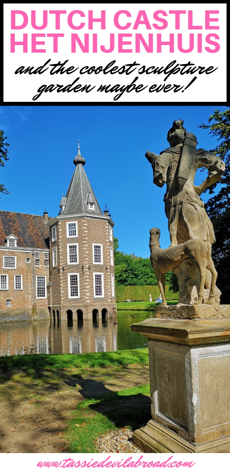 Castle Het Nijenhuis near Zwolle has one awesome sculpture garden! Find out how to plan your visit here. #hetnijenhuis #zwolle #netherlands #travel