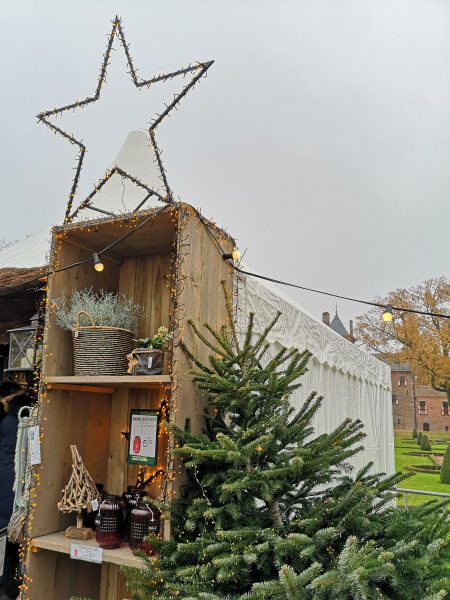 All the details and inspiring photos of the Country and Christmas Fair, an annual festive tradition at Castle de Haar in the Netherlands.