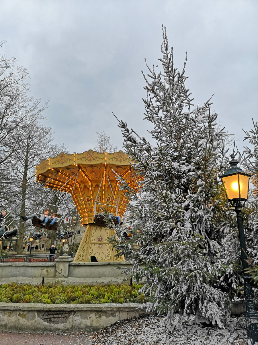 Exploring Efteling Theme Park - Tassie Devil Abroad