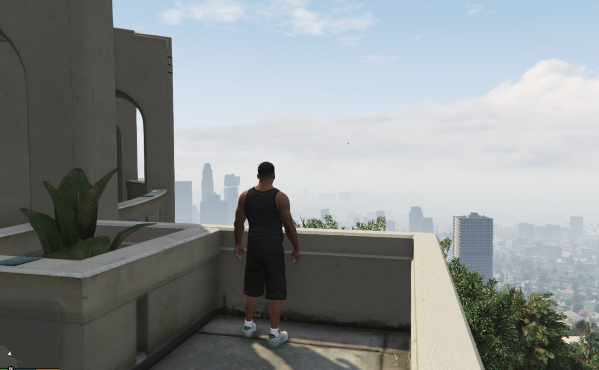 The best video games to inspire travel - feel like you are walking the streets of Los Angeles in Grand Theft Auto V.