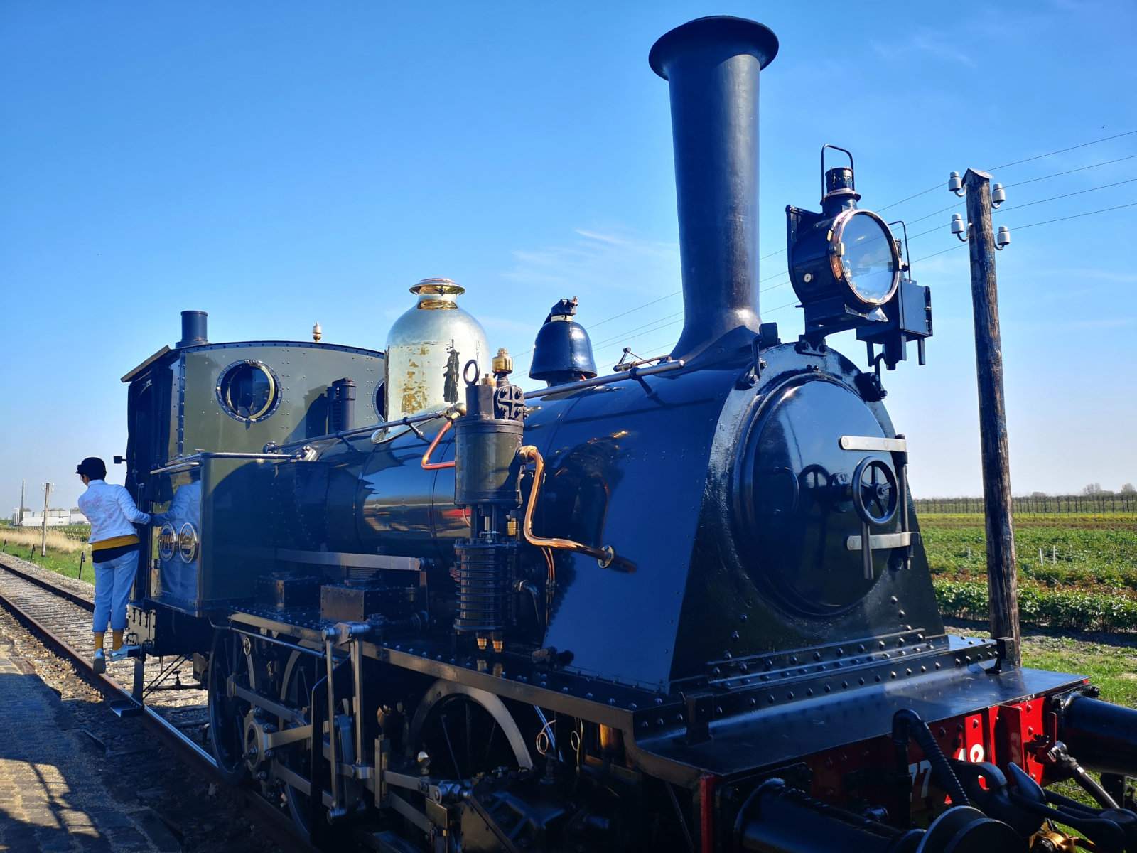 What it's like to ride the Dutch museum steam train and where to get photos of it with tulip fields